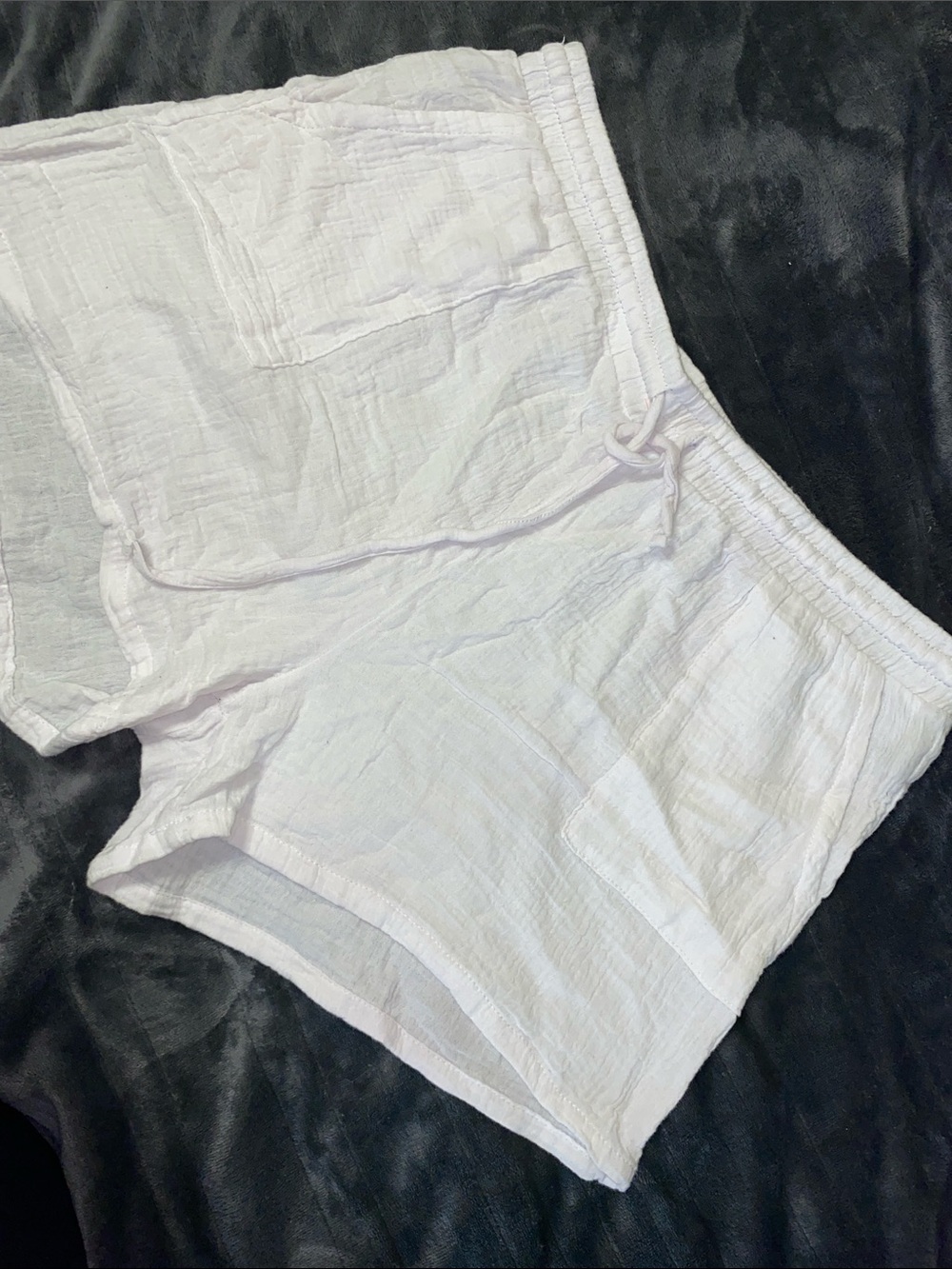 Nicole Miller • White • Lightweight • 100% Cotton Shorts • XL